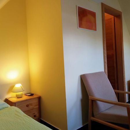 Hotel U Zeleneho Stromu - Zum Gruenen Baum Hřensko Exteriör bild