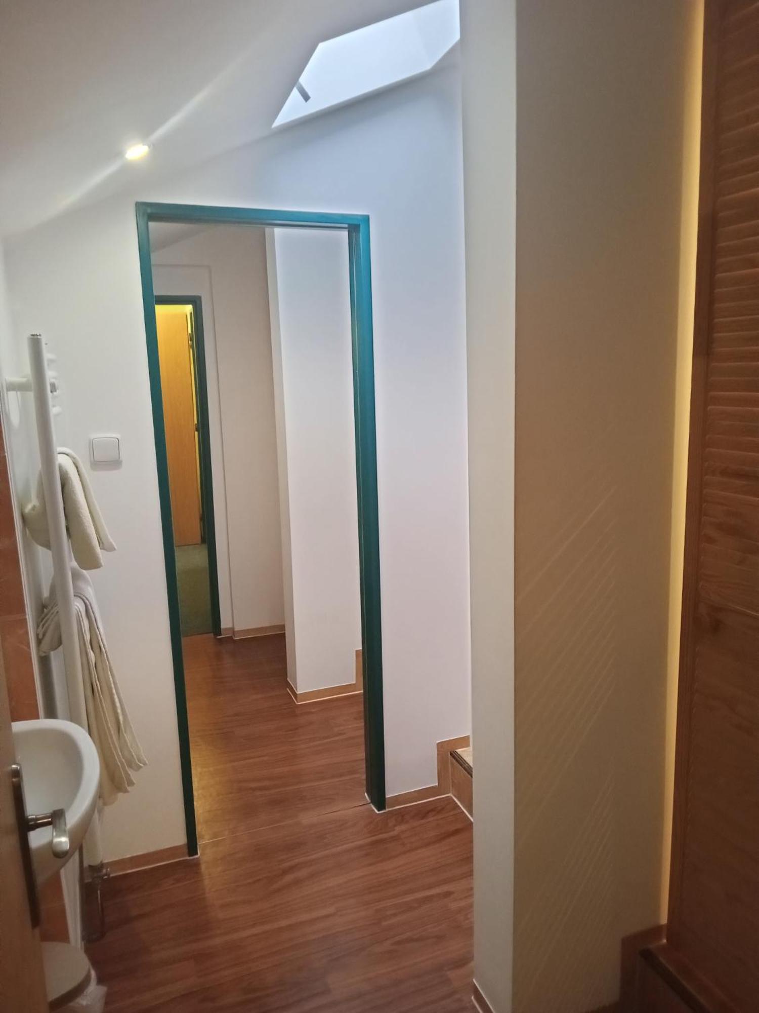 Hotel U Zeleneho Stromu - Zum Gruenen Baum Hřensko Exteriör bild
