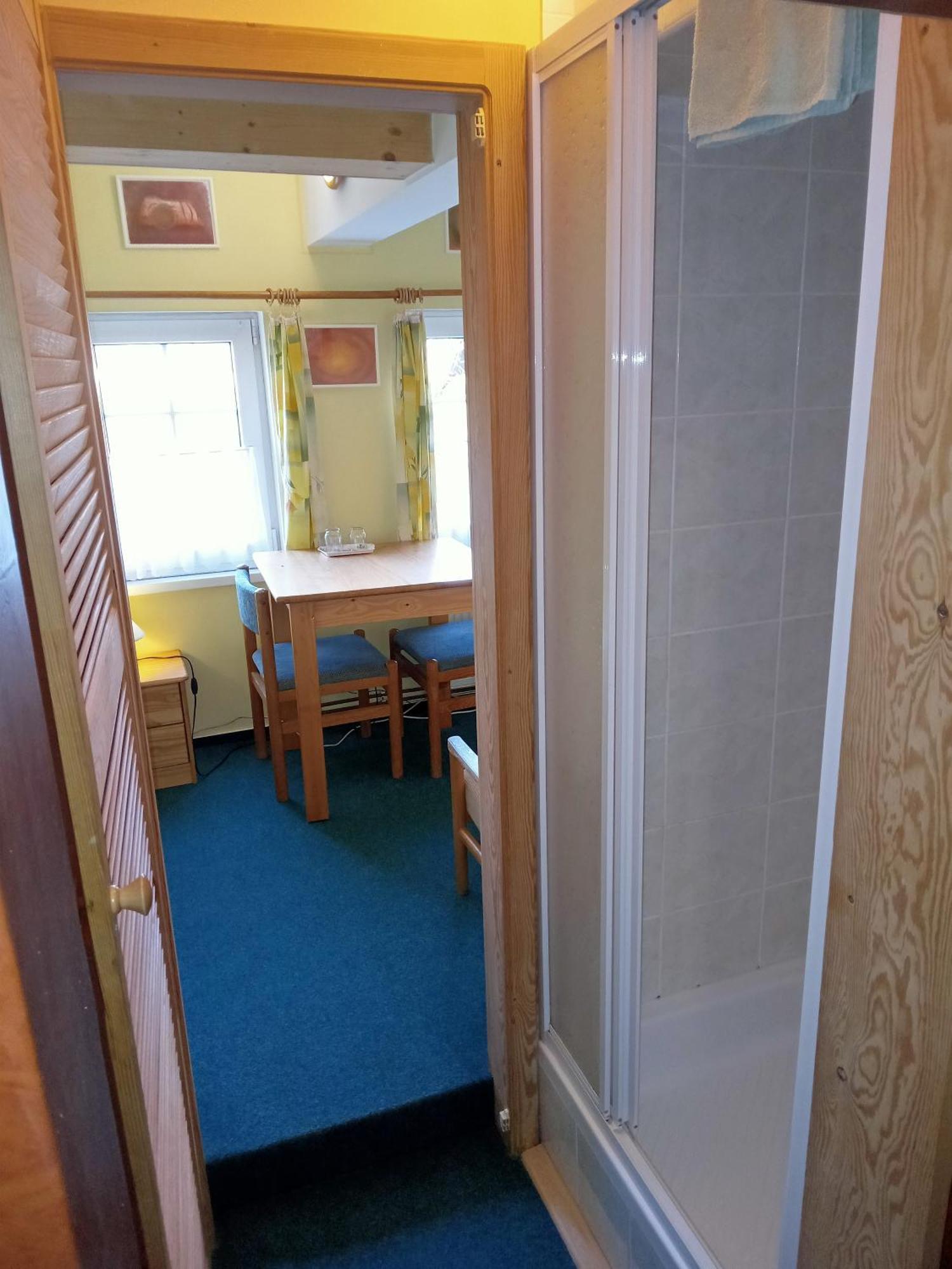Hotel U Zeleneho Stromu - Zum Gruenen Baum Hřensko Exteriör bild